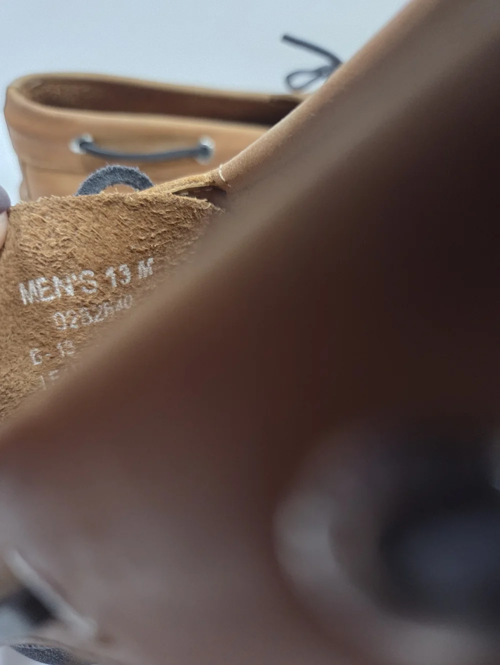 Sperry Tan Leather Boat Shoes with Dark Navy Laces Sz.13M